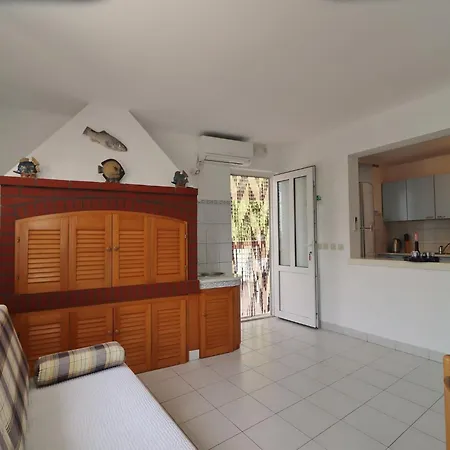 Apartment Marijana Prizba